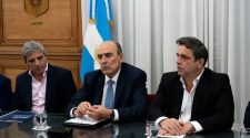 Caputo desautorizó a Milei y les dijo a los gobernadores que el ajuste de USD 60 mil millones es ¨exagerado¨